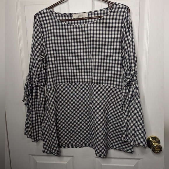 Ann Taylor Loft Womens Top Gingham Black White Bell Sleeve Slits Size Small - Picture 1 of 7